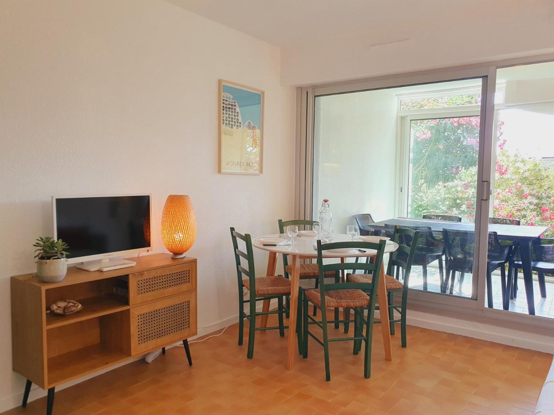 T2 Traversant Familial Cap Sud Parking Plages - Rossiconciergerie - Linge En Option La Grande Motte Extérieur photo